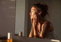 El SPF que sí te apetece usar: texturas que harán que reapliques sin darte cuenta